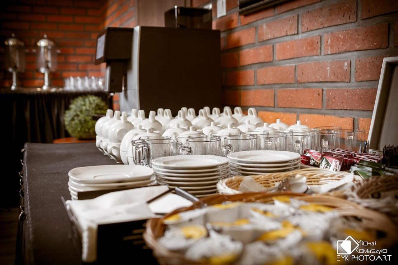 Stary Mlyn Hotel Swidnica  Luaran gambar