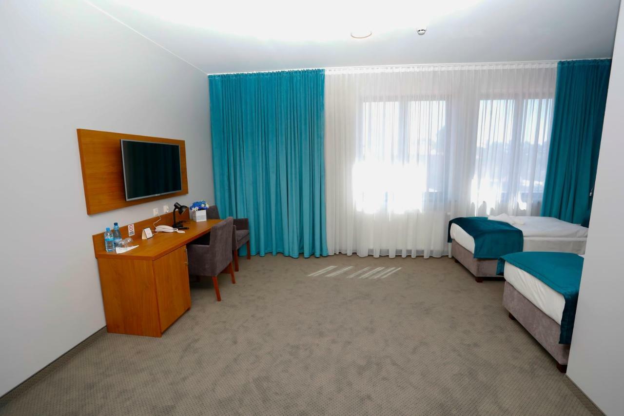 Stary Mlyn Hotel Swidnica  Luaran gambar