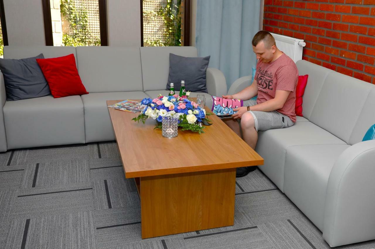 Stary Mlyn Hotel Swidnica  Luaran gambar