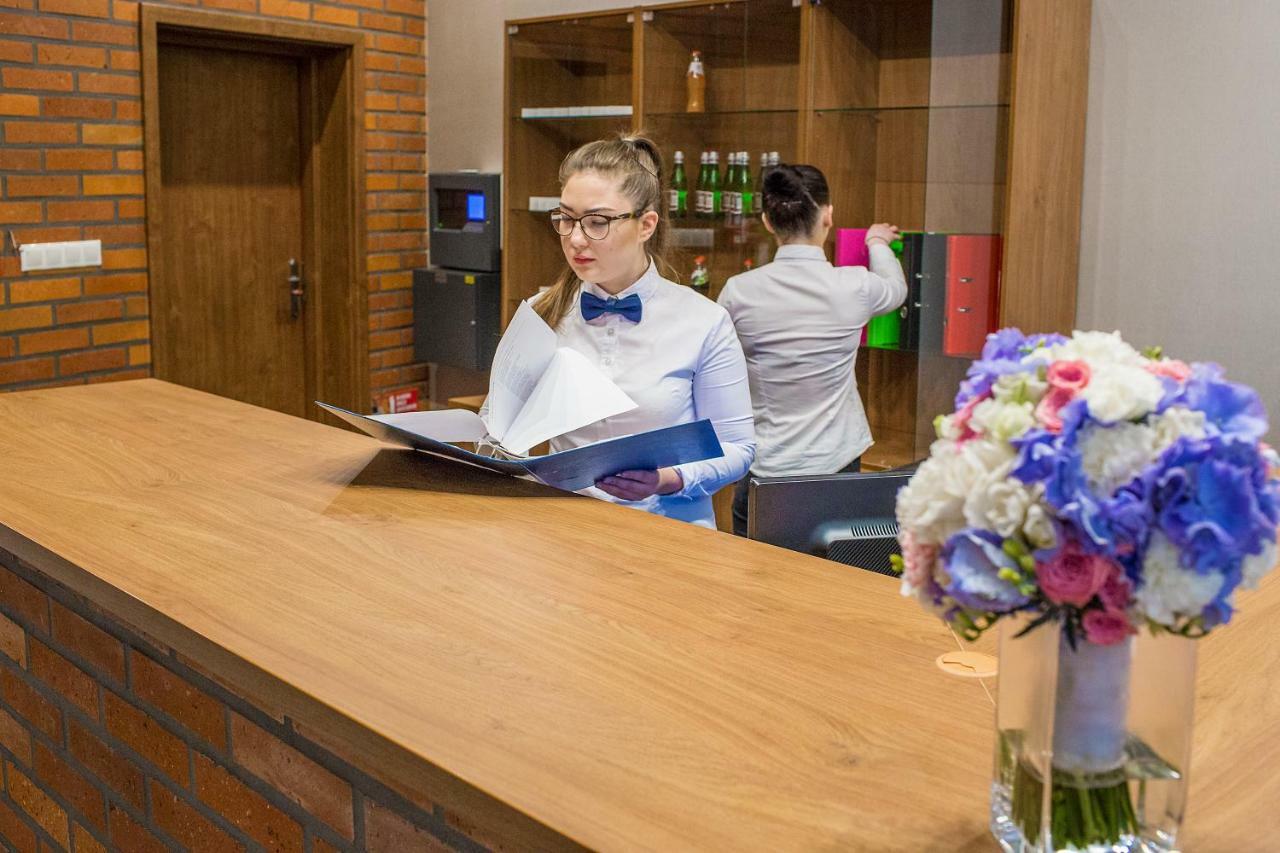 Stary Mlyn Hotel Swidnica  Luaran gambar