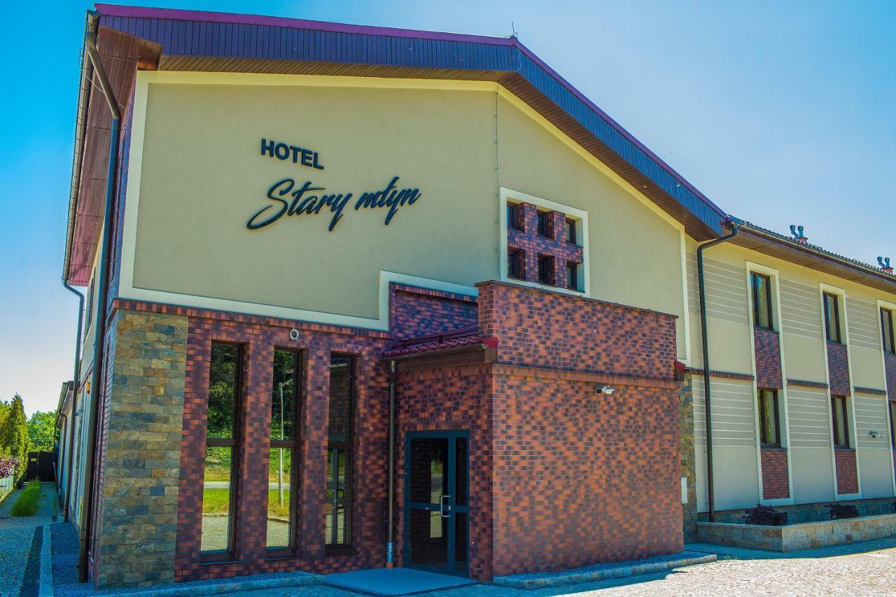 Stary Mlyn Hotel Swidnica  Luaran gambar